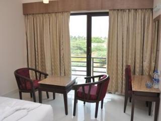 Chandra Royal Inn Velankanni Exterior photo